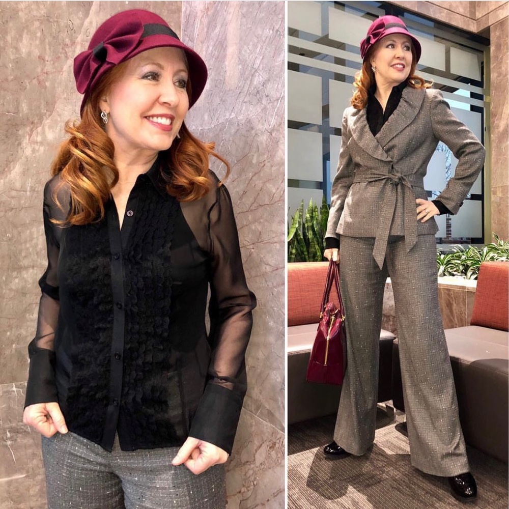 NORDSTROM- Classic chic wide leg pantsuit with belt- FABULOUS “like new” DEAL